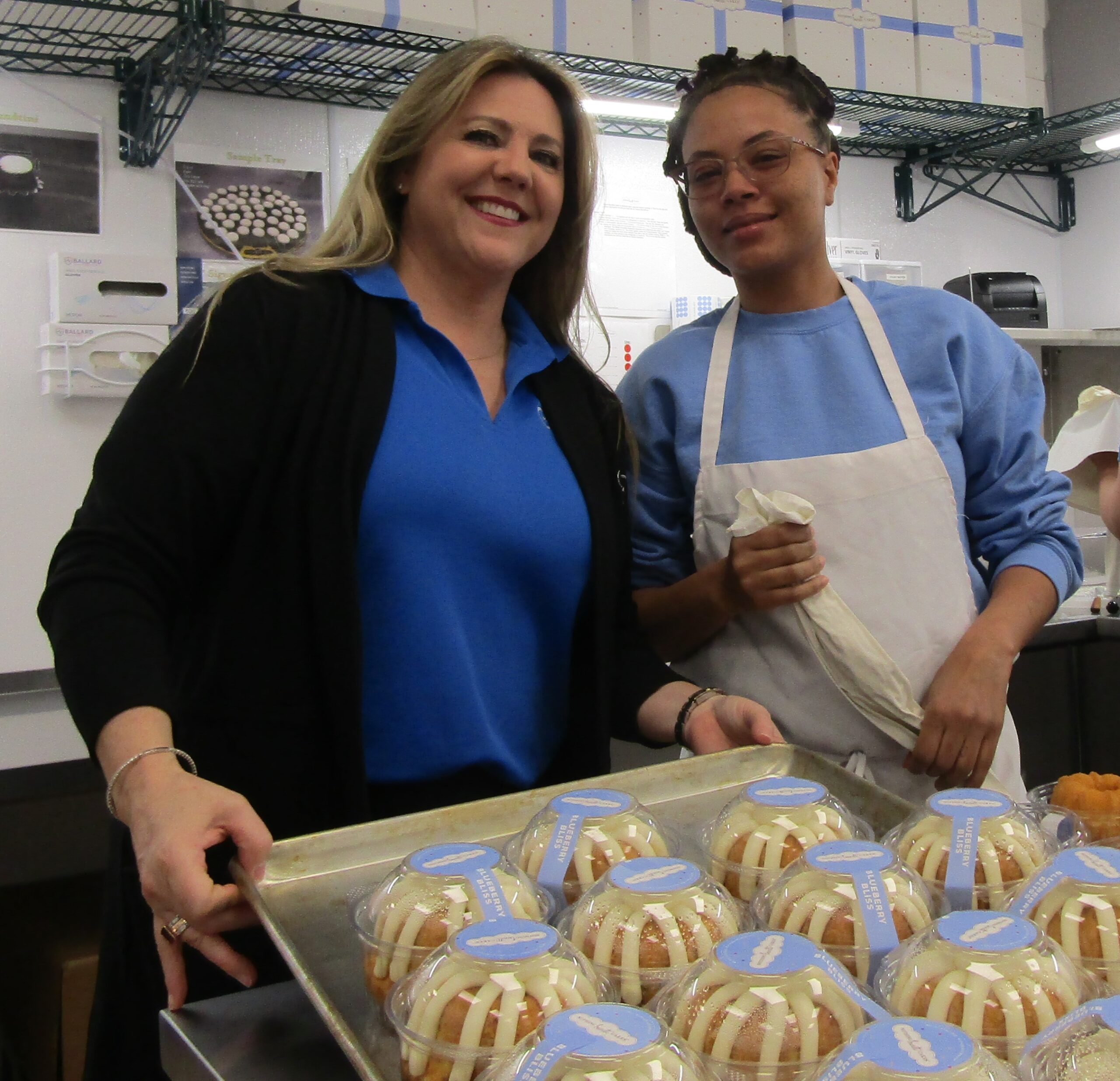 Nothing Bundt Cakes opens in Moline